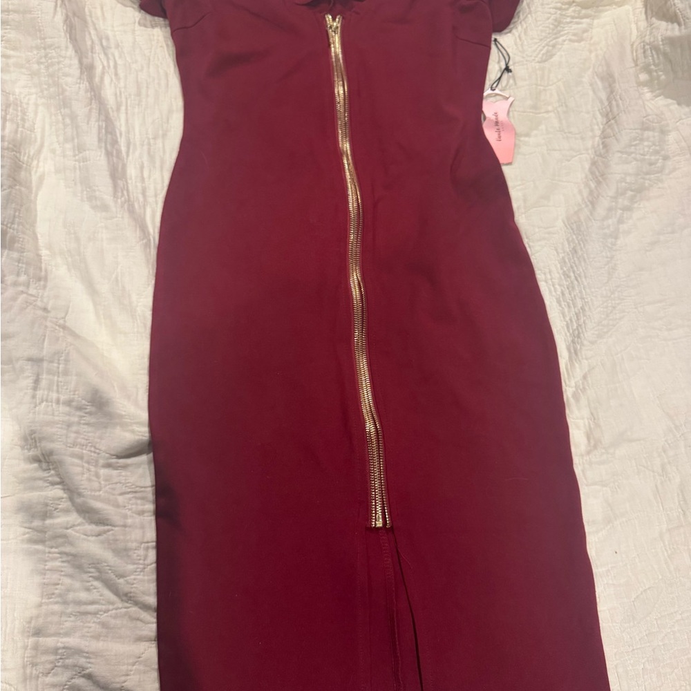 Haute Monde Red Sheath Midi Dress with Sweetheart Neckline for Cocktail